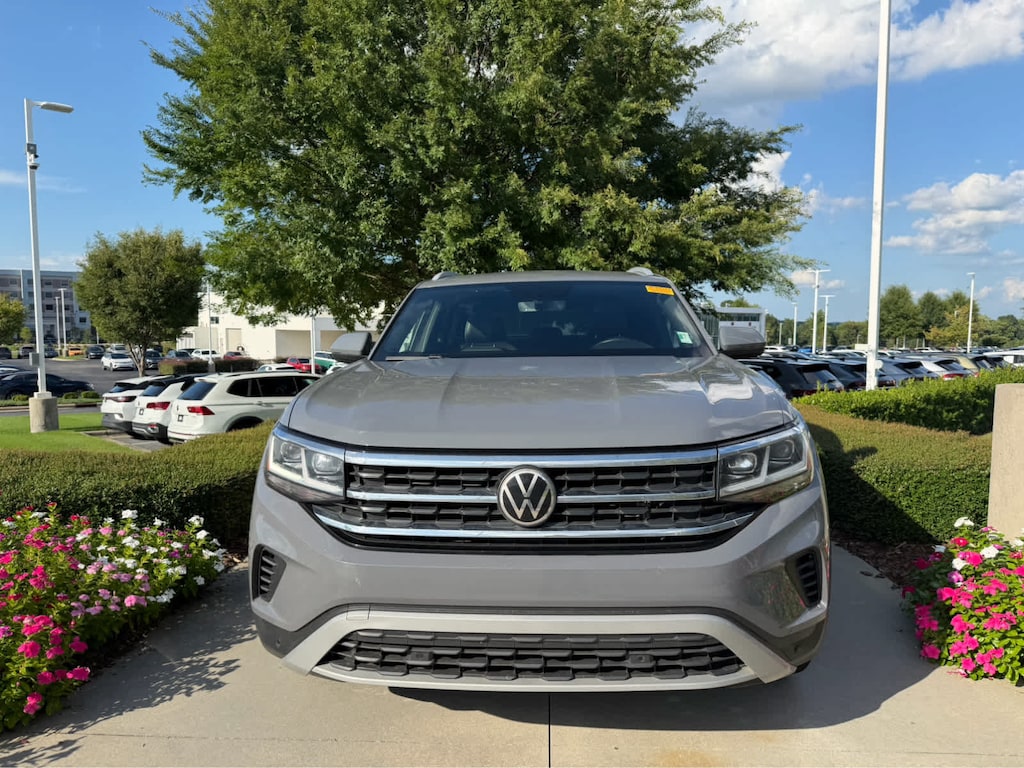 Used 2022 Volkswagen Atlas Cross Sport 3.6L V6 SE w/Technology SUV