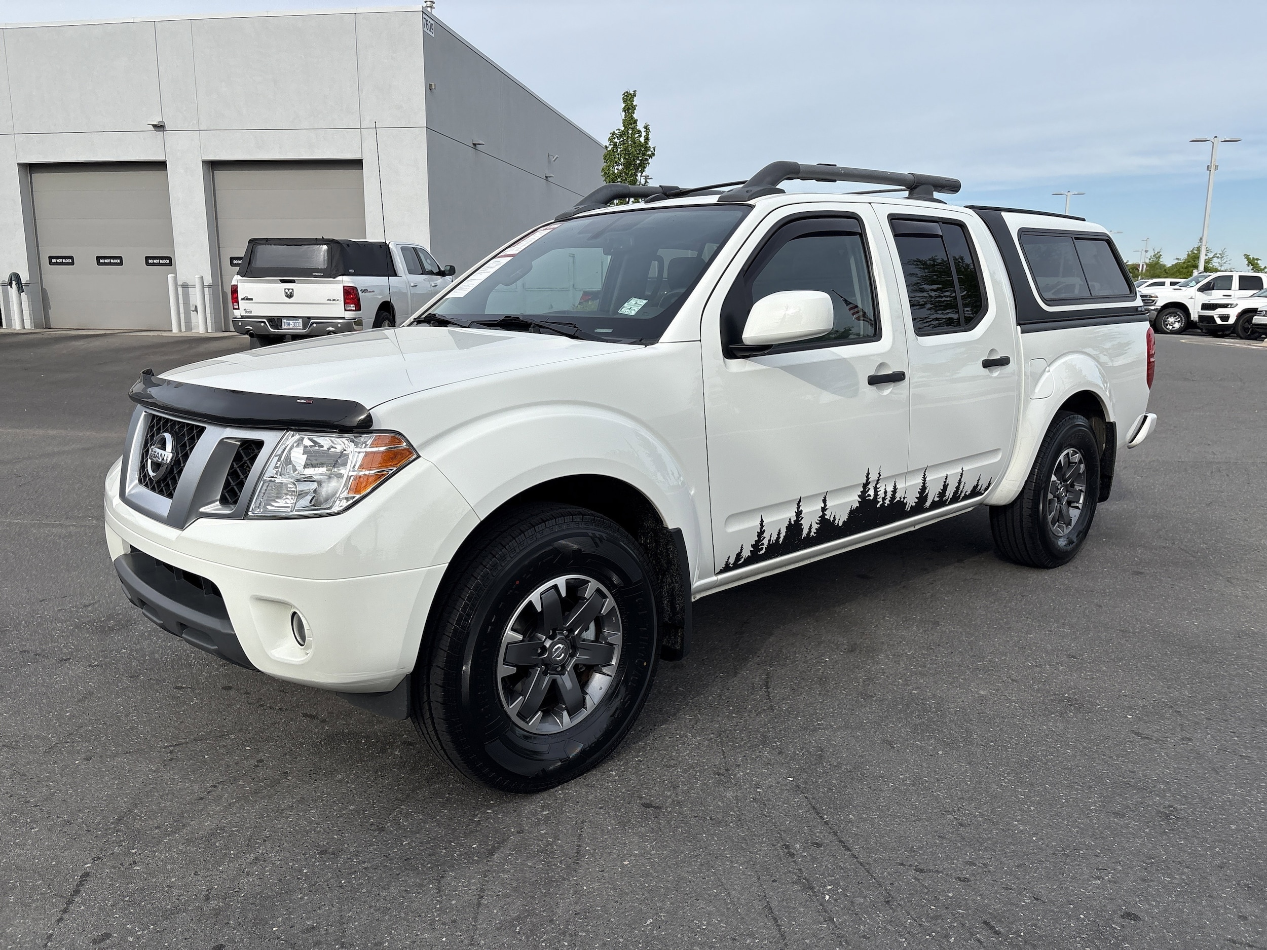 2020 Nissan Frontier PRO-4X photo 4