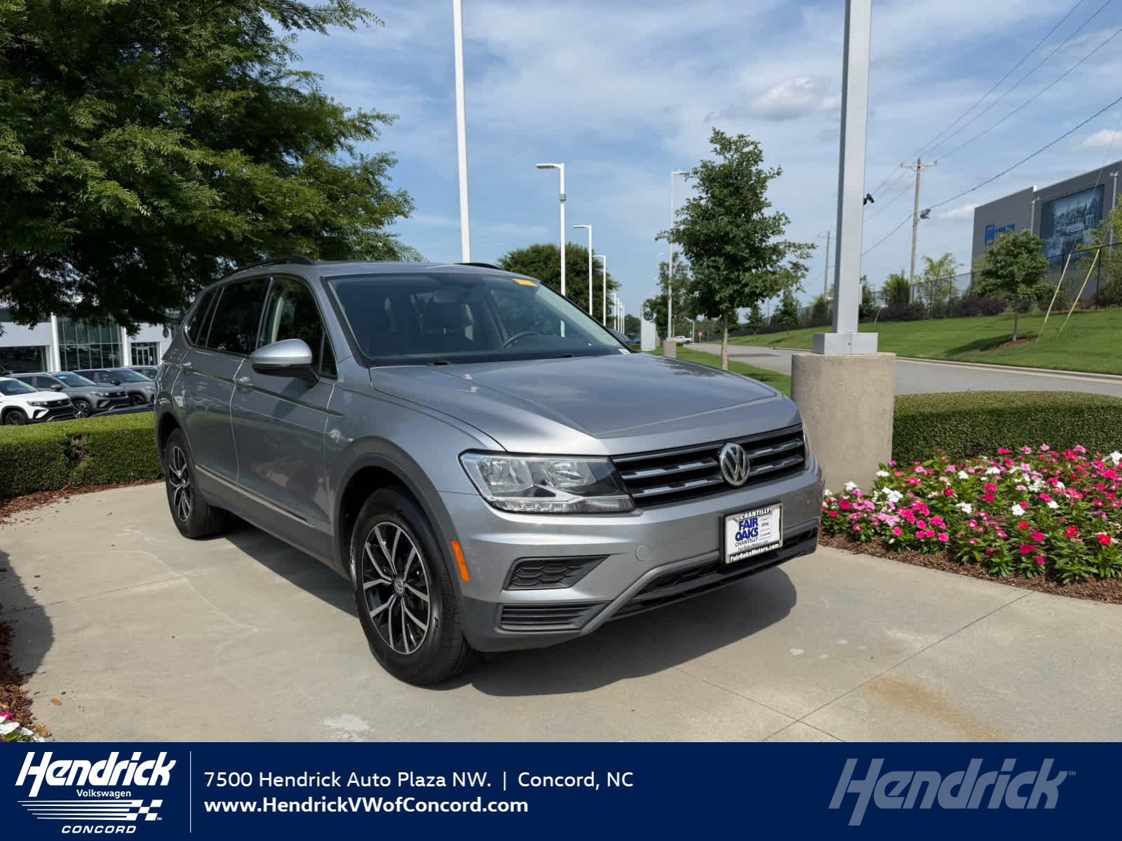 2021 Volkswagen Tiguan 2.0T SE 4Motion's photo