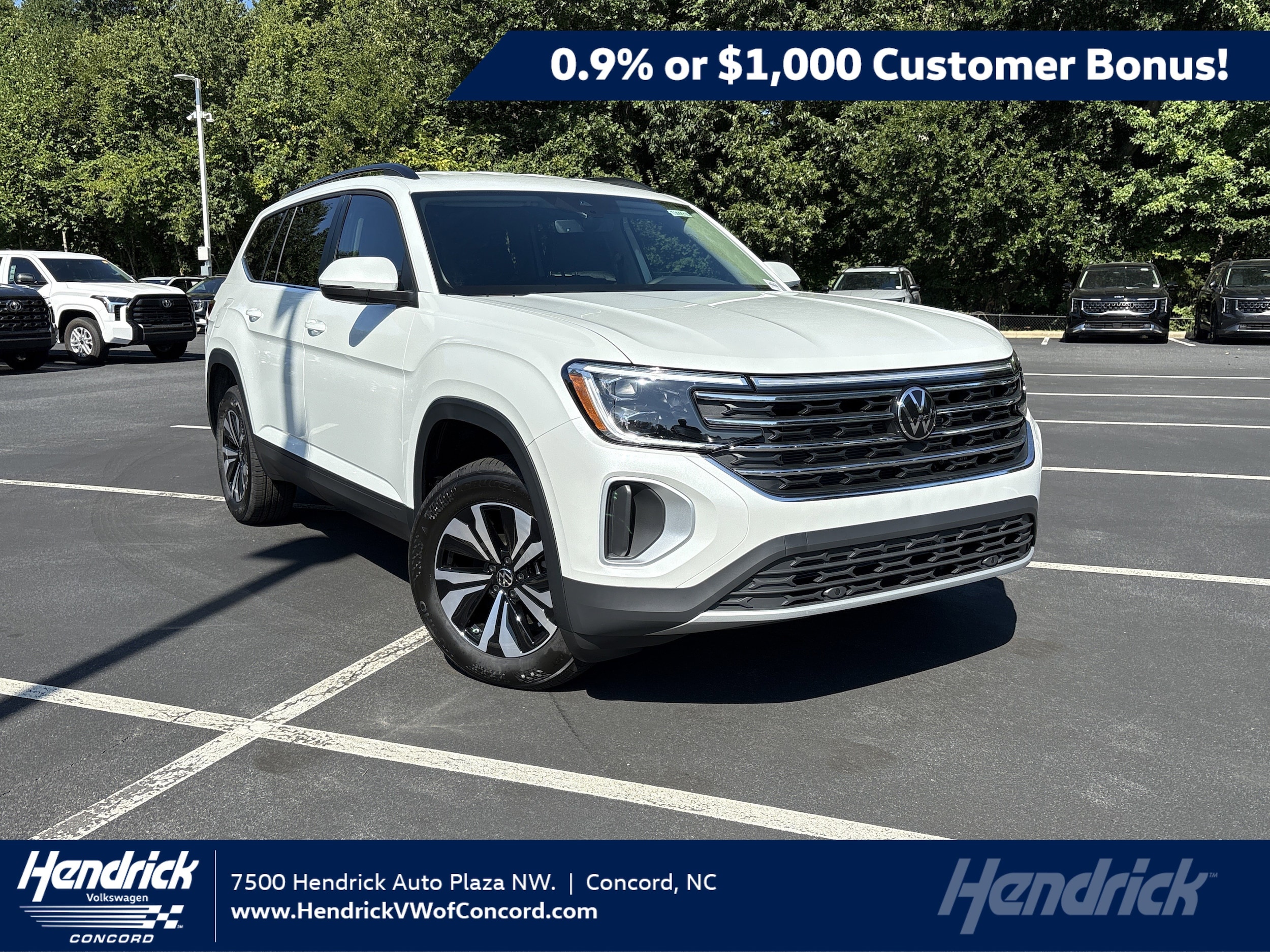 2026 Volkswagen Atlas SE's photo