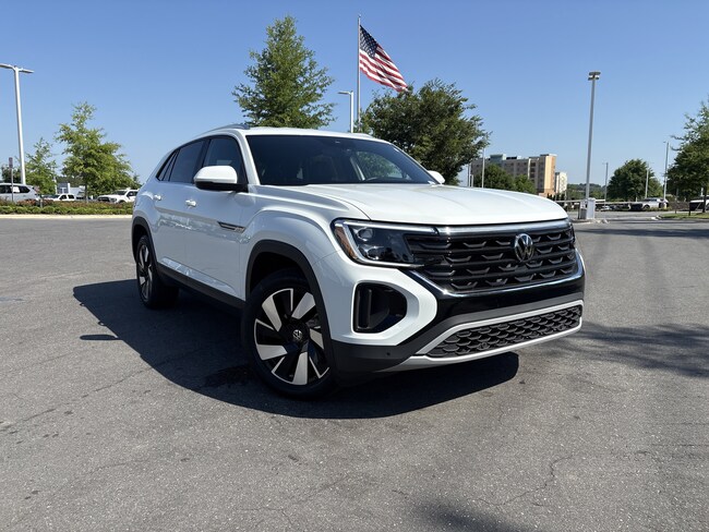 2025 Volkswagen Atlas Cross Sport 2.0T SE w/Technology SUV
