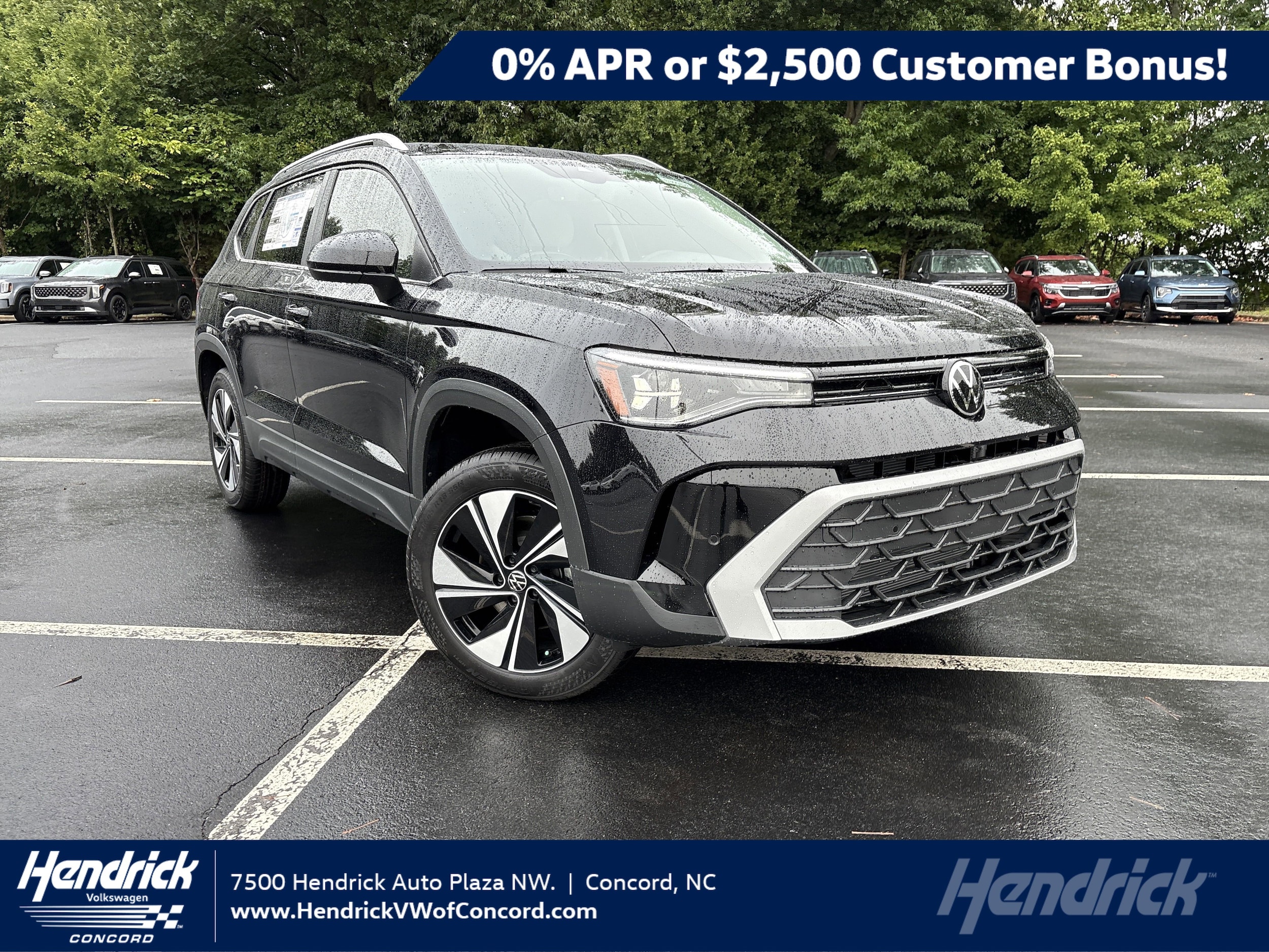 2025 Volkswagen Taos SE's photo