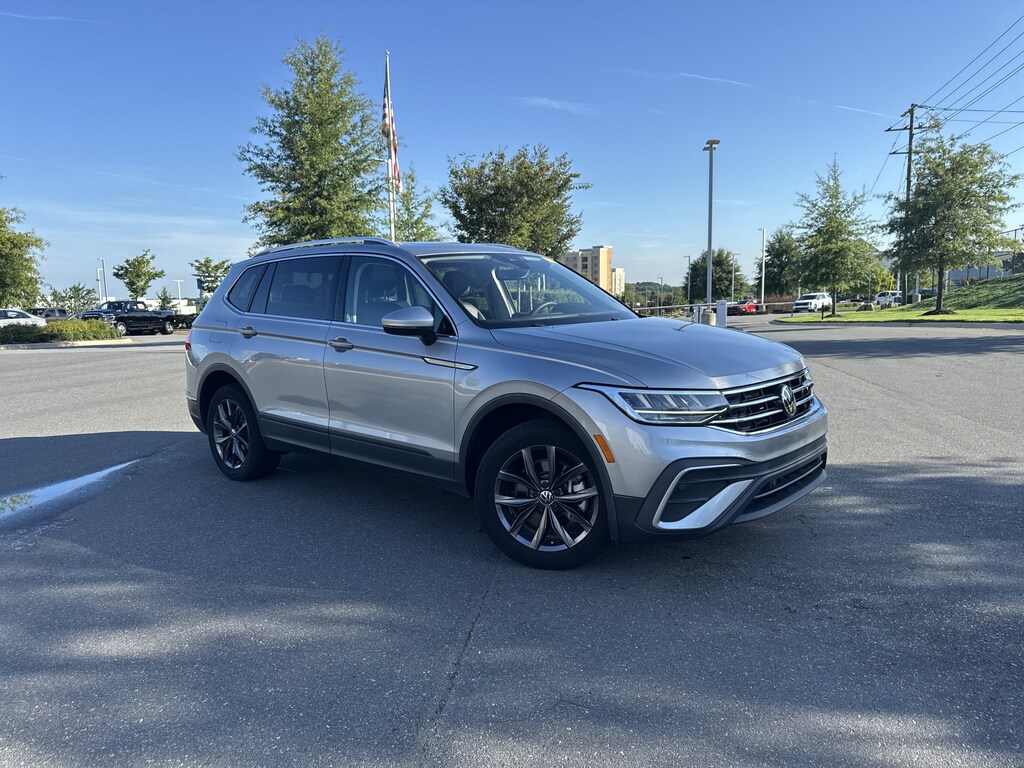Used 2023 Volkswagen Tiguan 2.0T SE SUV