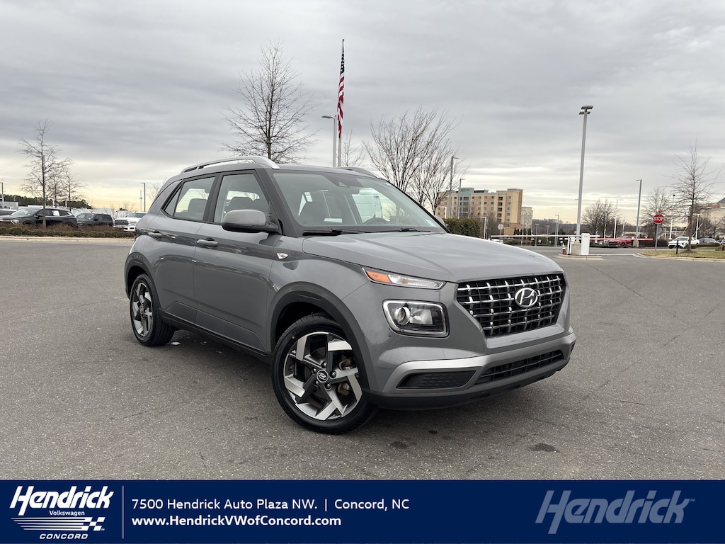 Used 2022 Hyundai Venue SEL SUV