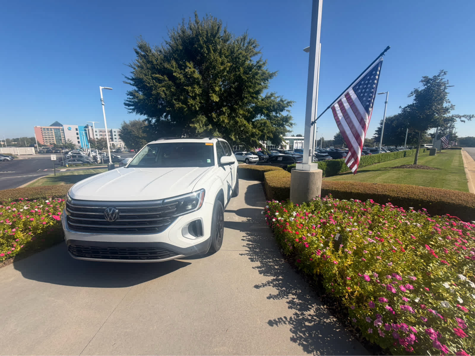 Certified 2024 Volkswagen Atlas 2.0T SE w/Technology SUV