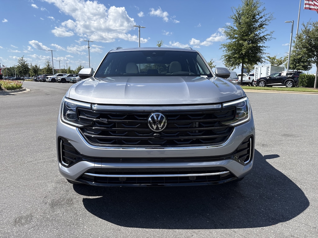Certified 2025 Volkswagen Atlas Cross Sport 2.0T SEL Premium R-Line SUV