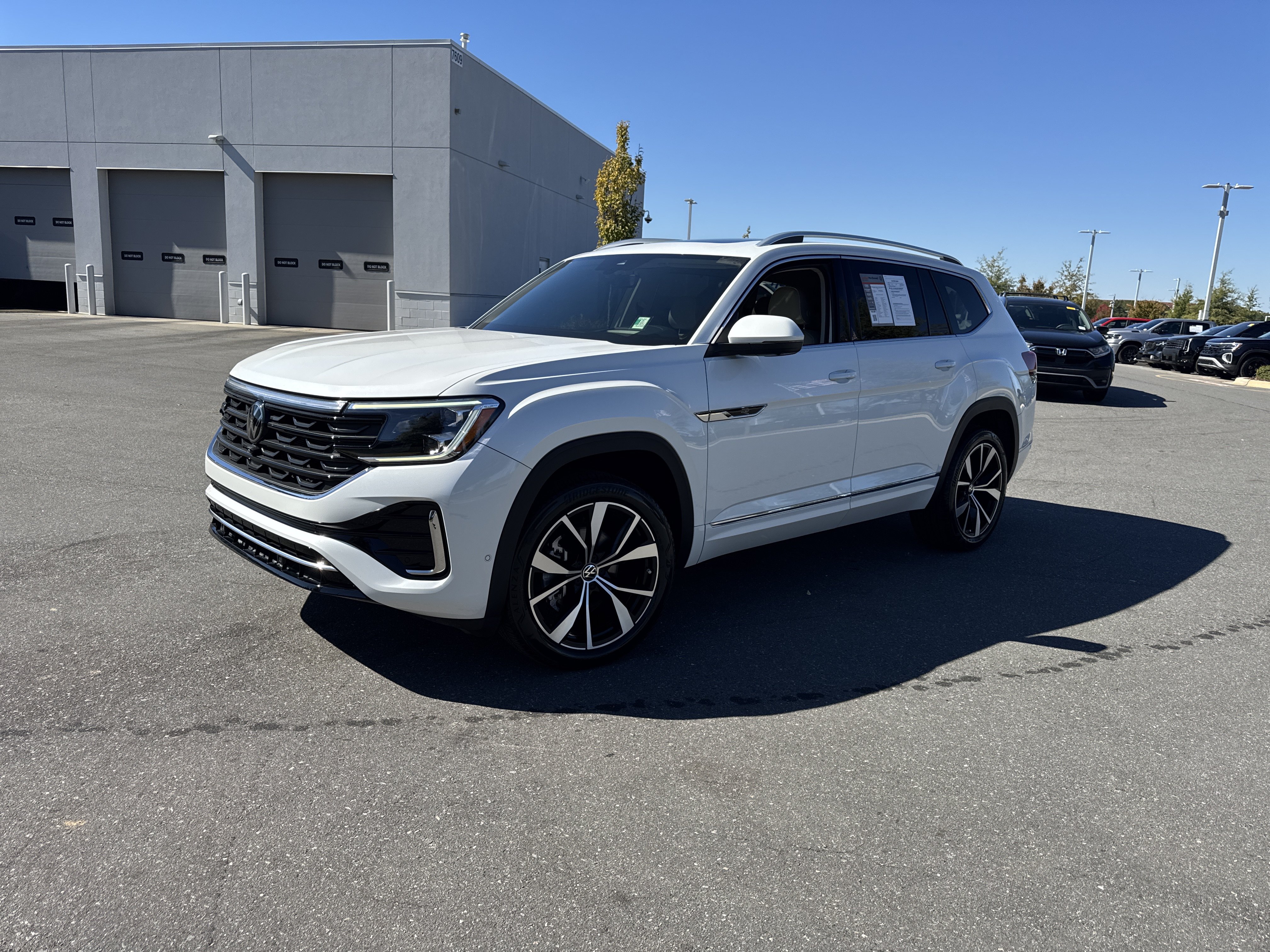 Certified 2024 Volkswagen Atlas 2.0T SEL Premium R-Line SUV