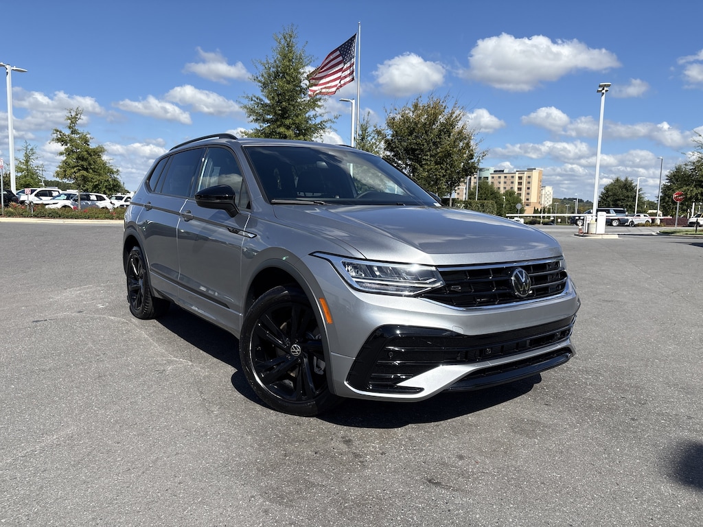 Certified 2024 Volkswagen Tiguan 2.0T SE R-Line Black SUV