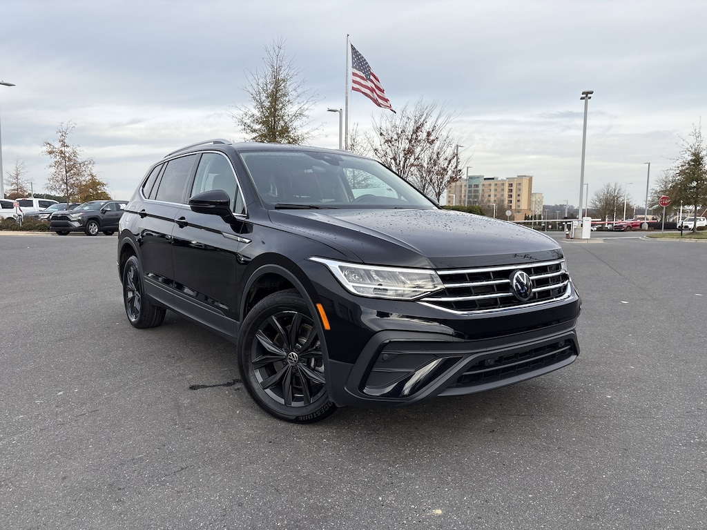 Certified 2024 Volkswagen Tiguan 2.0T SE SUV