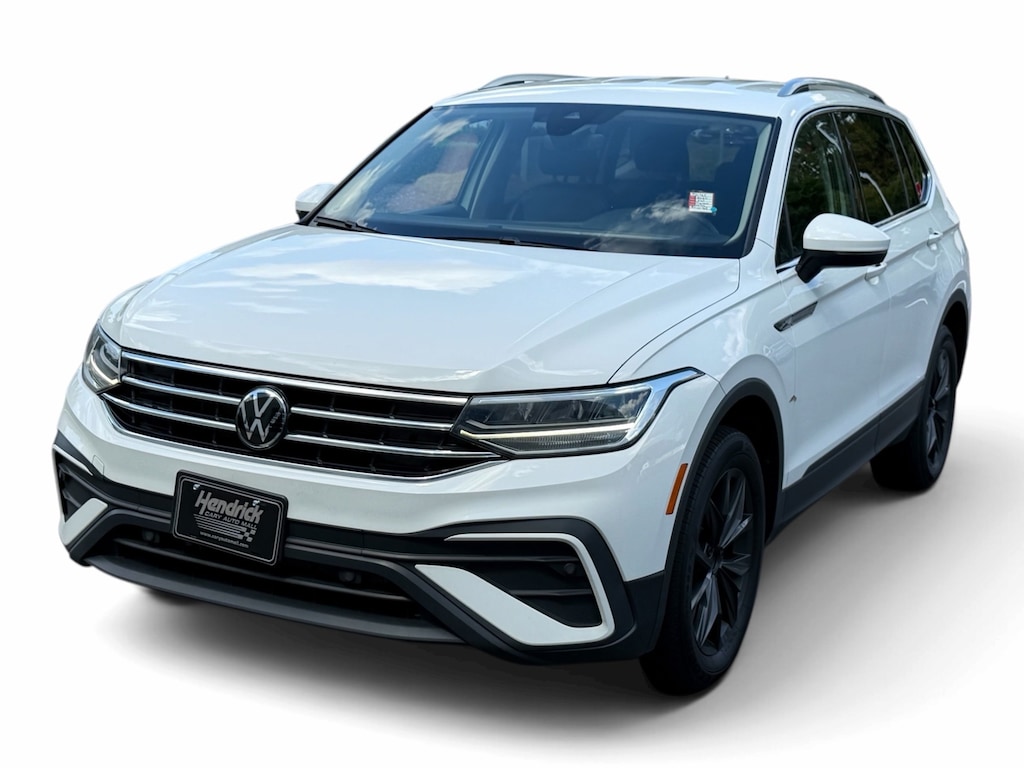 Used 2024 Volkswagen Tiguan SE SUV
