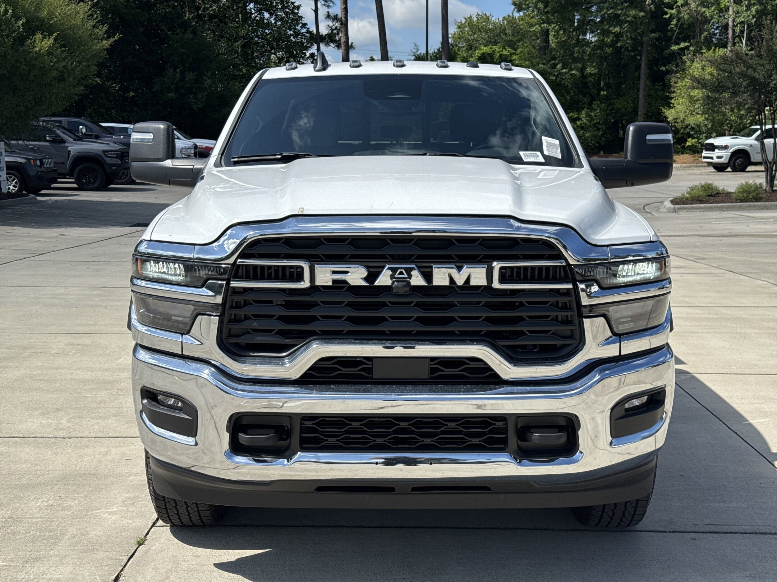 2025 Ram 3500 Tradesman photo 2