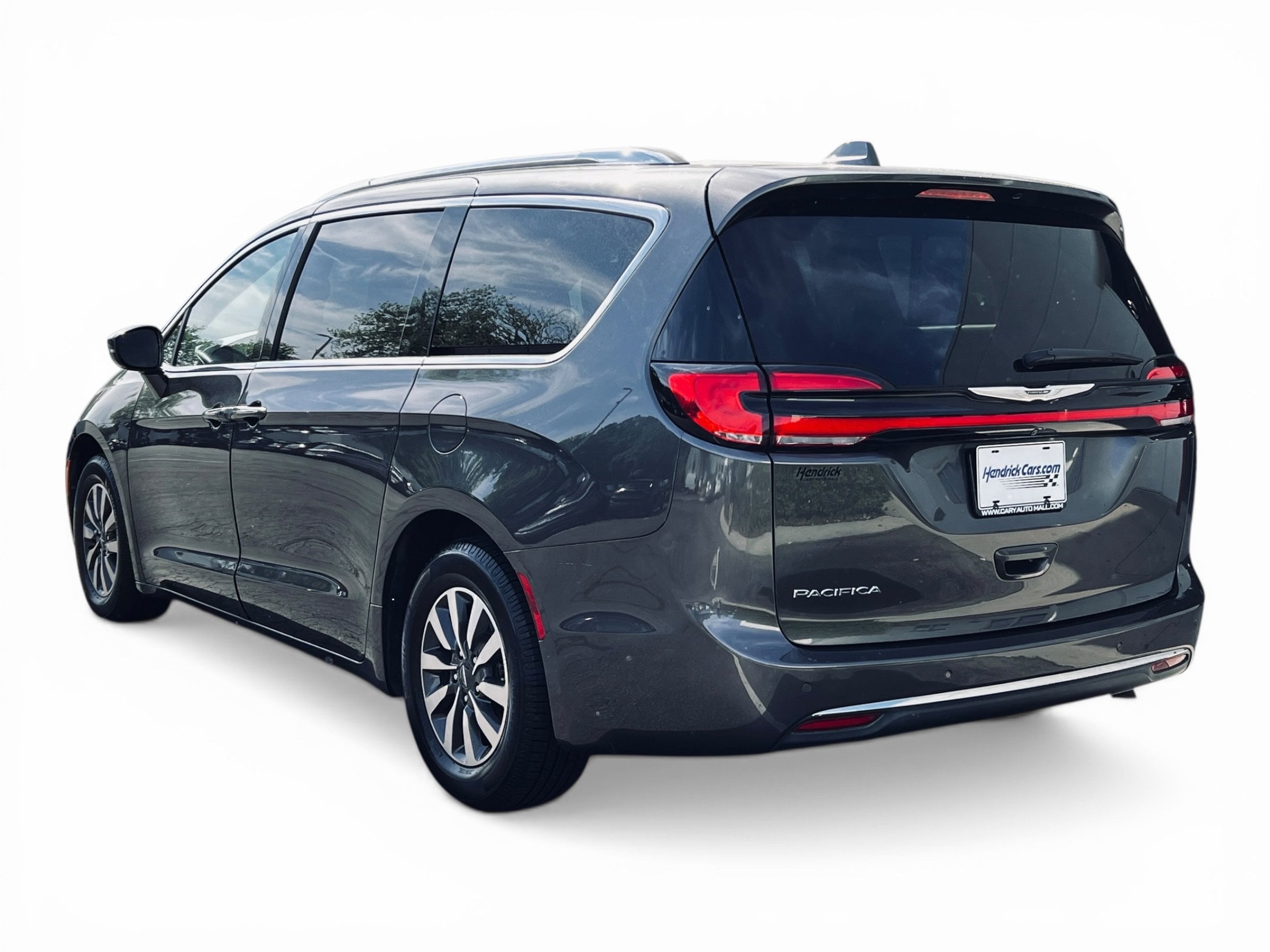 2021 Chrysler Pacifica Touring L photo 3