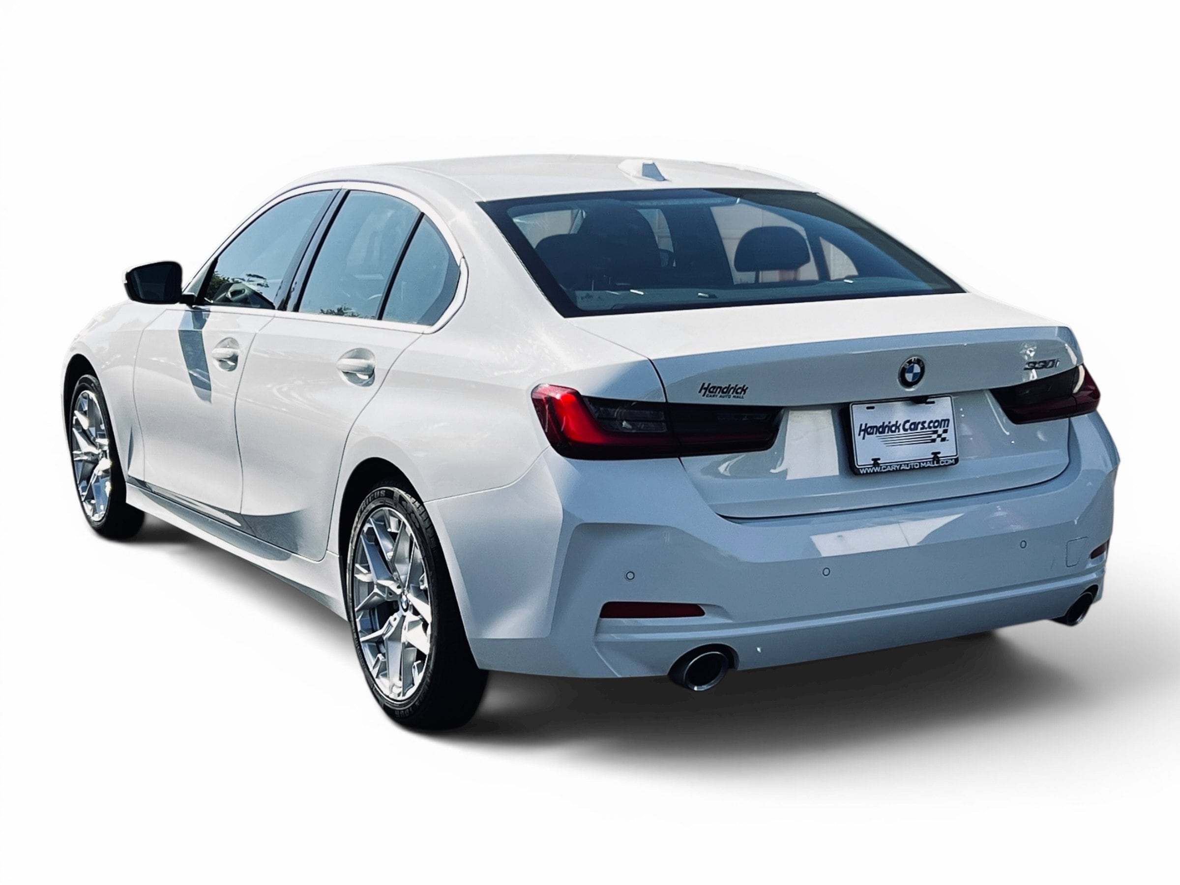 2025 BMW 3 Series 330i photo 6