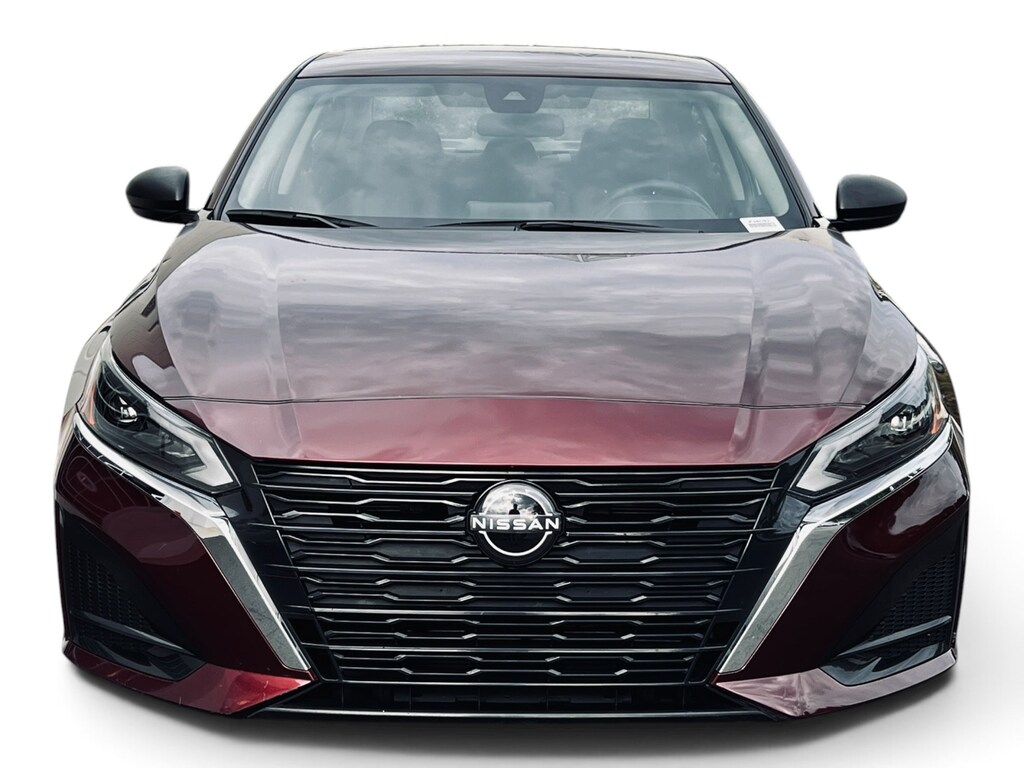 Used 2024 Nissan Altima 2.5 SV Sedan