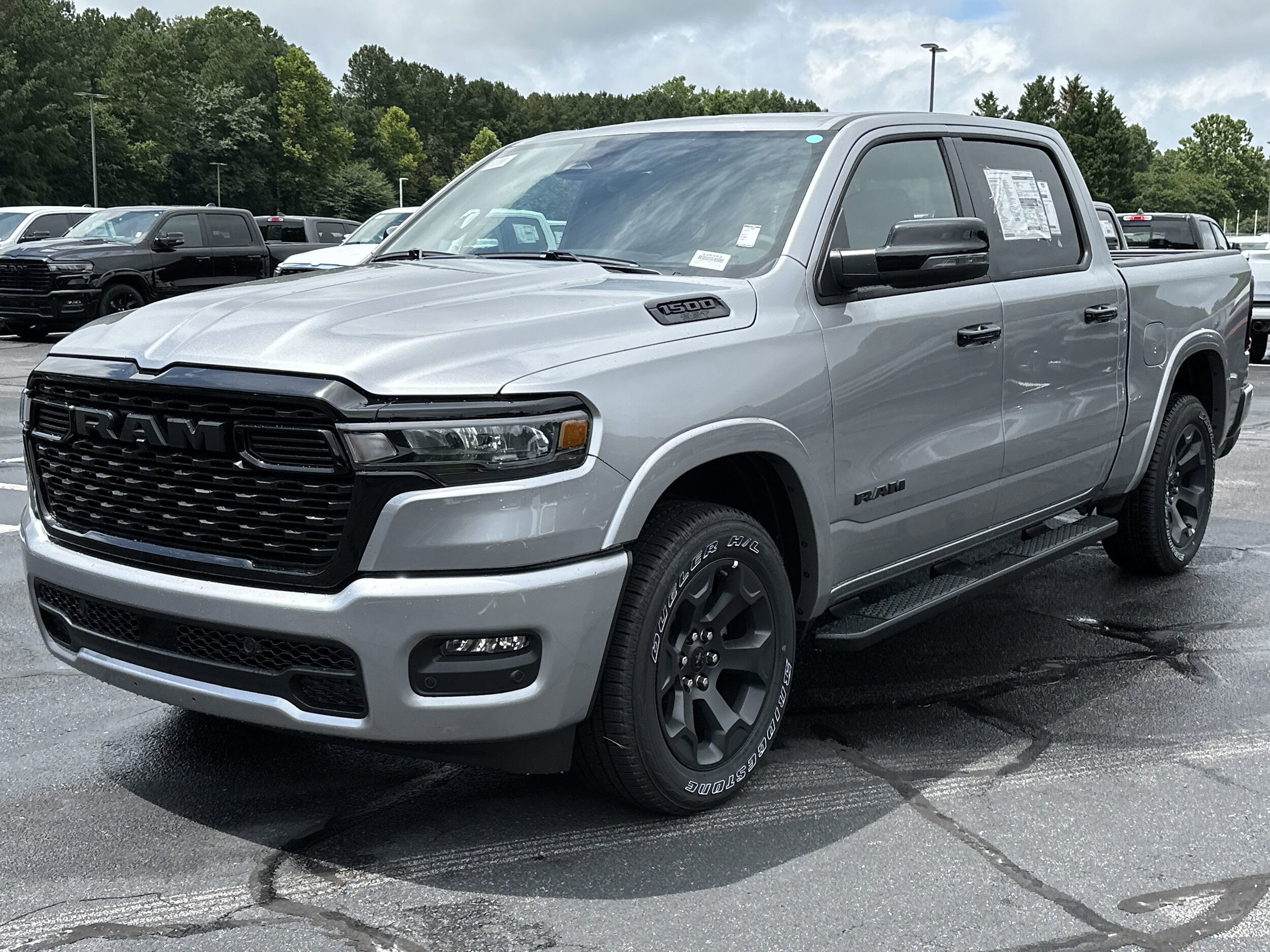 2025 Ram 1500 Big Horn photo 3