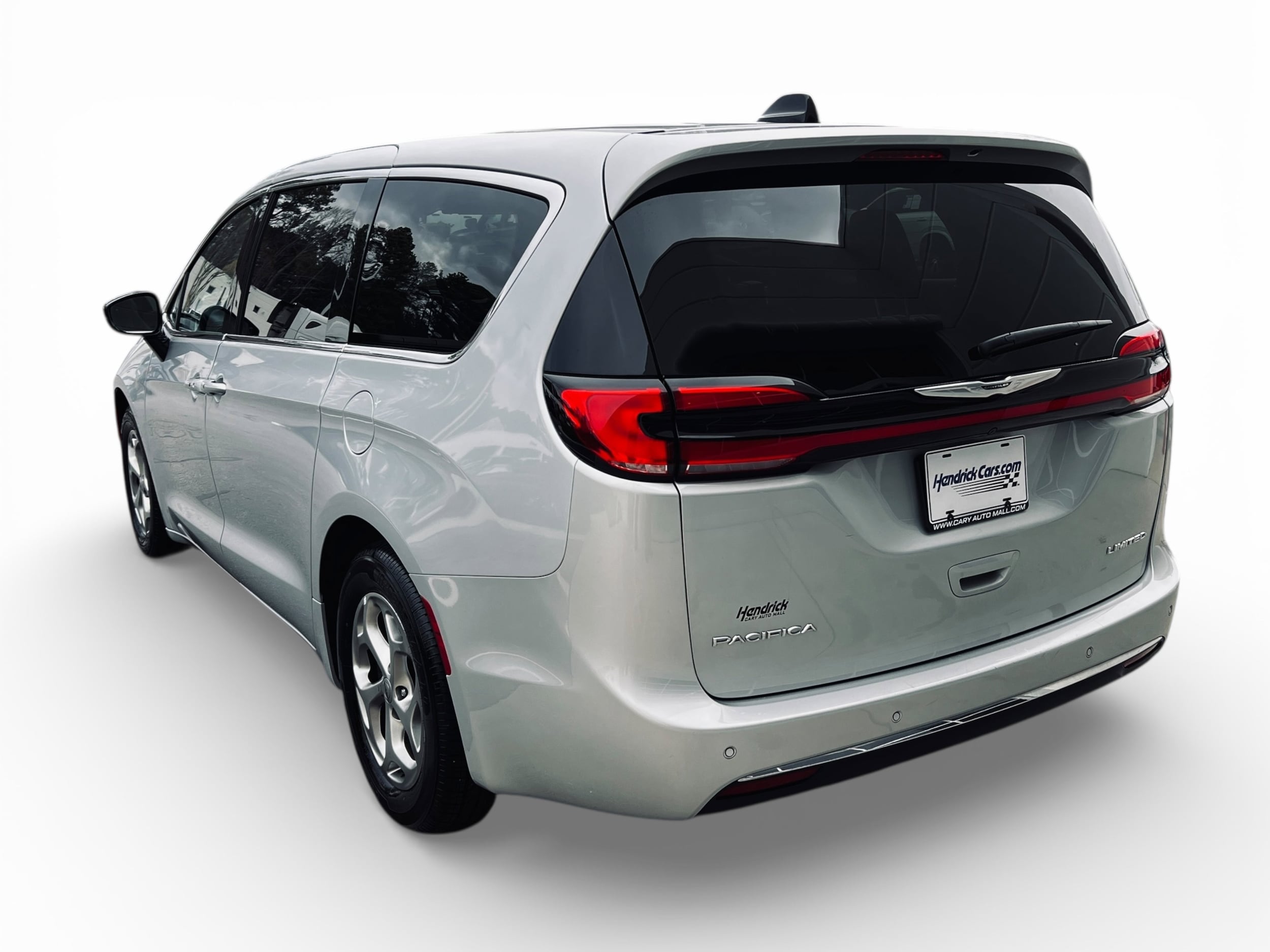 2024 Chrysler Pacifica Limited photo 3