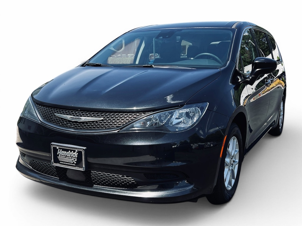 Used 2023 Chrysler Voyager LX Minivan