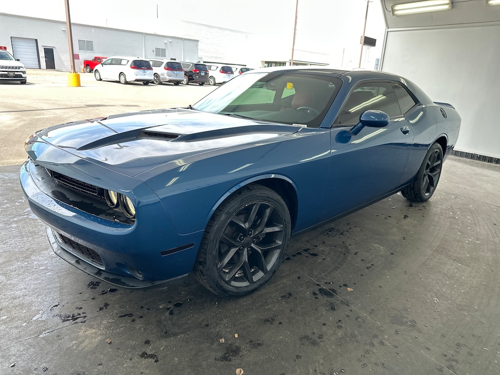 Used 2022 Dodge Challenger SXT Coupe