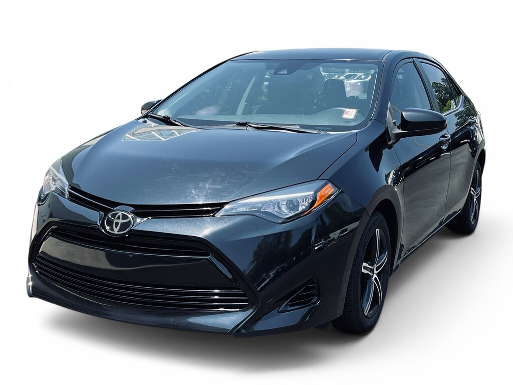 Used 2018 Toyota Corolla SE Sedan