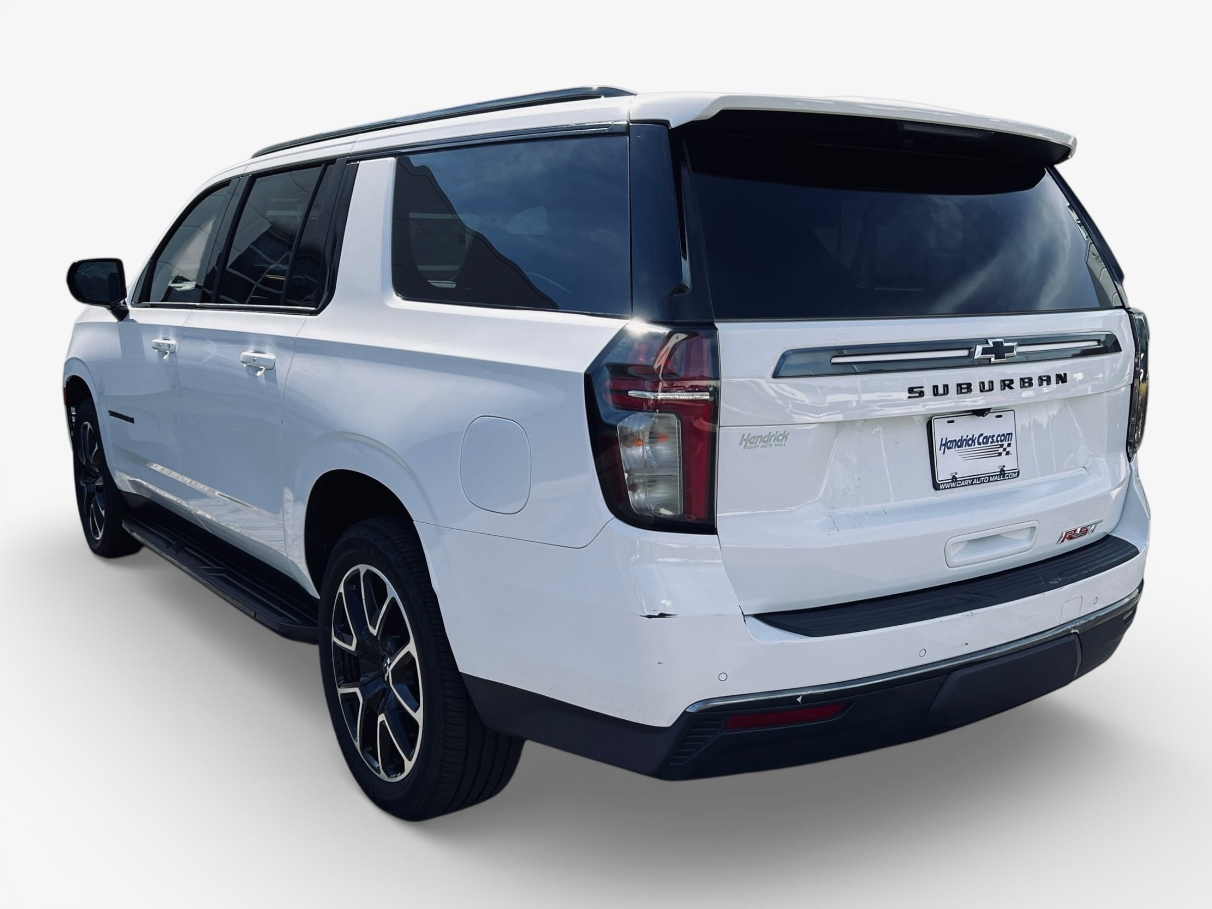 2022 Chevrolet Suburban RST photo 3