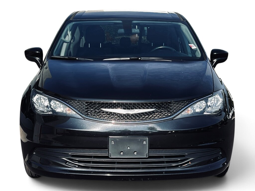 Used 2020 Chrysler Voyager LX Minivan