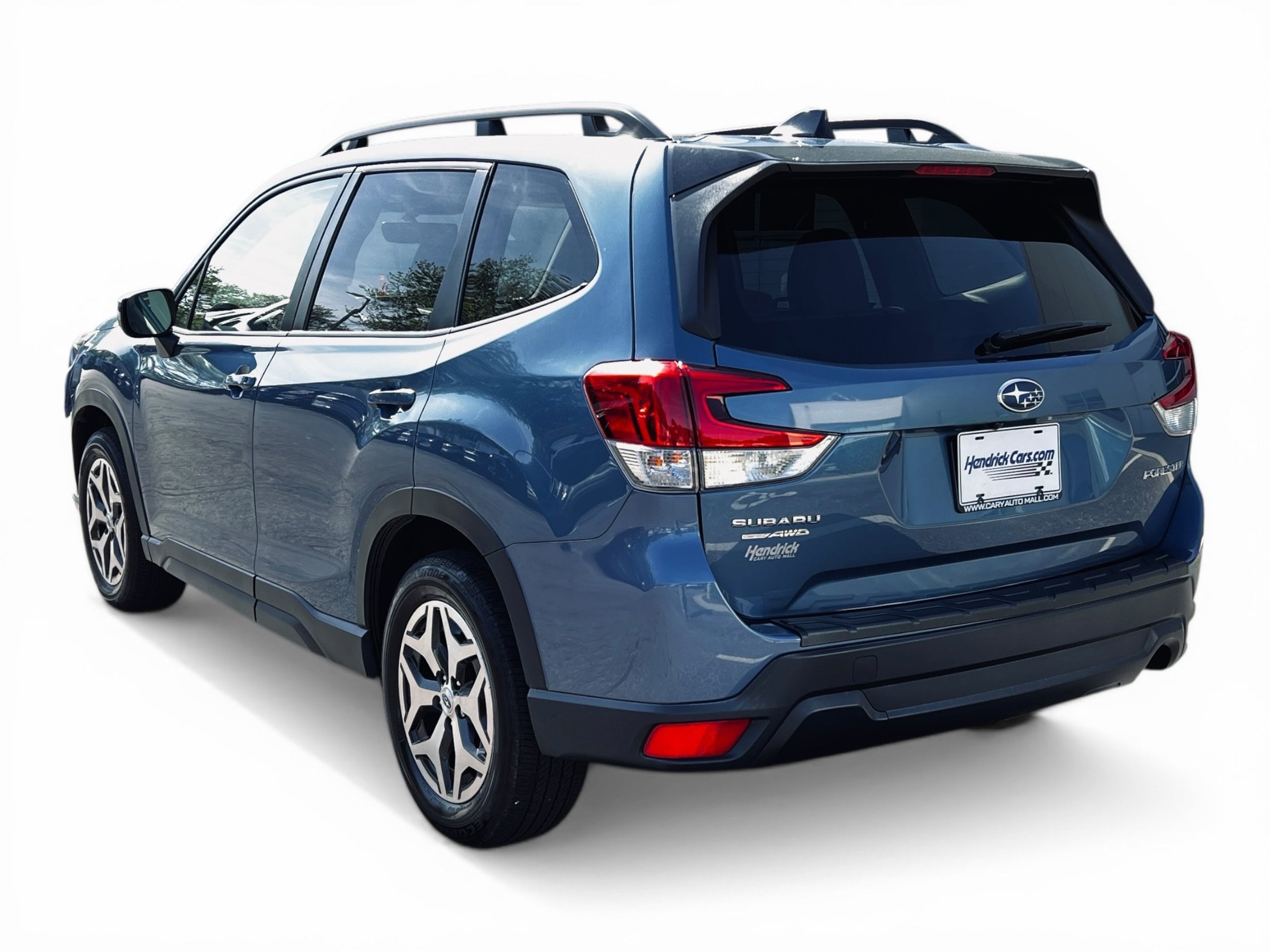 2024 Subaru Forester Premium photo 3