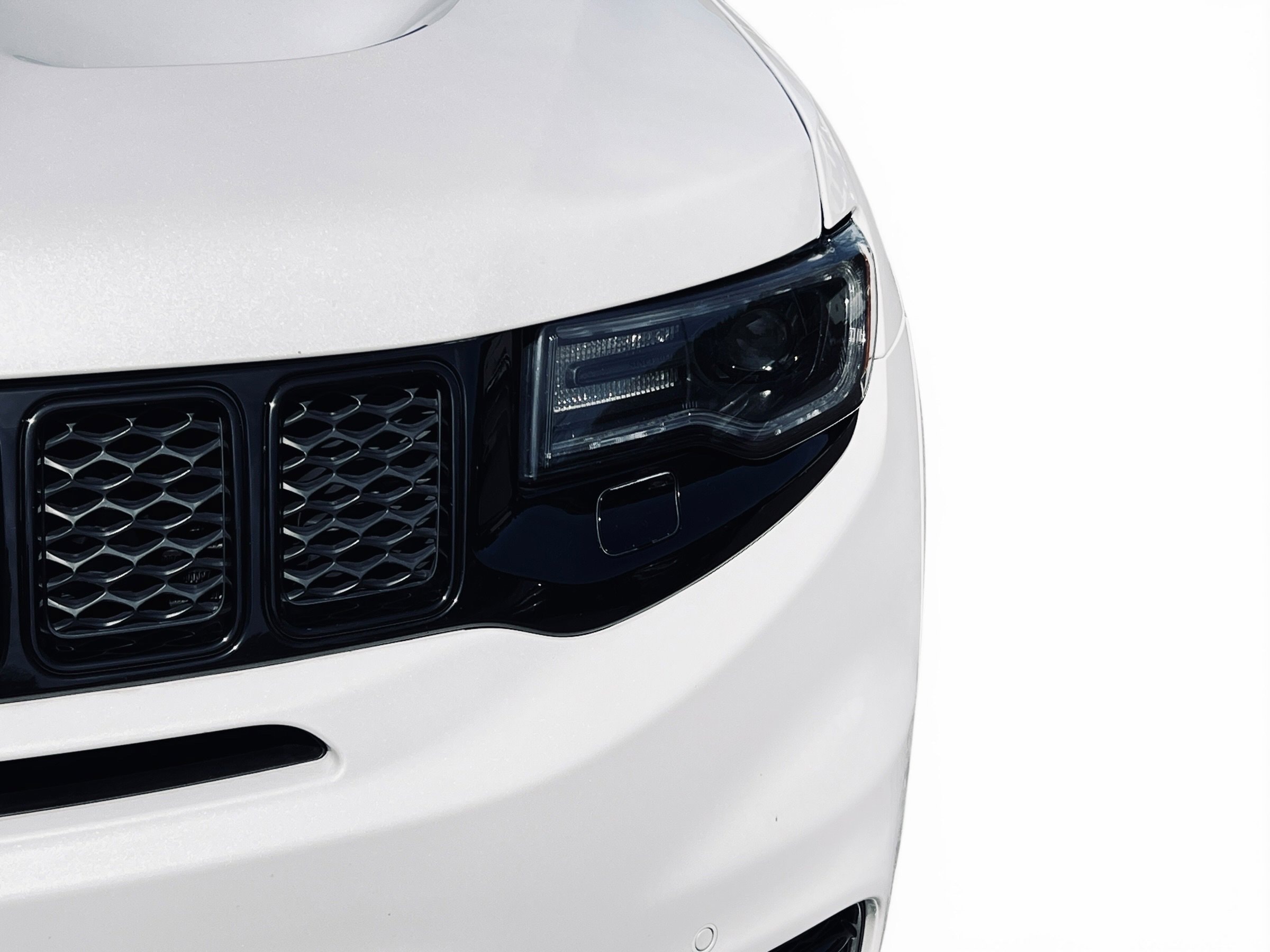 2020 Jeep Grand Cherokee SRT photo 4