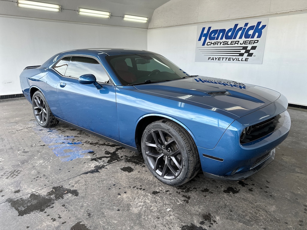 Used 2022 Dodge Challenger SXT Coupe