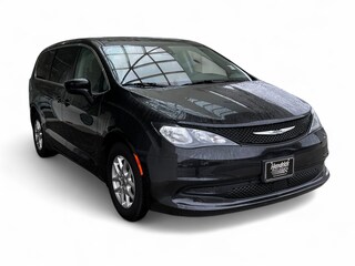 2023 Chrysler Voyager LX Minivan