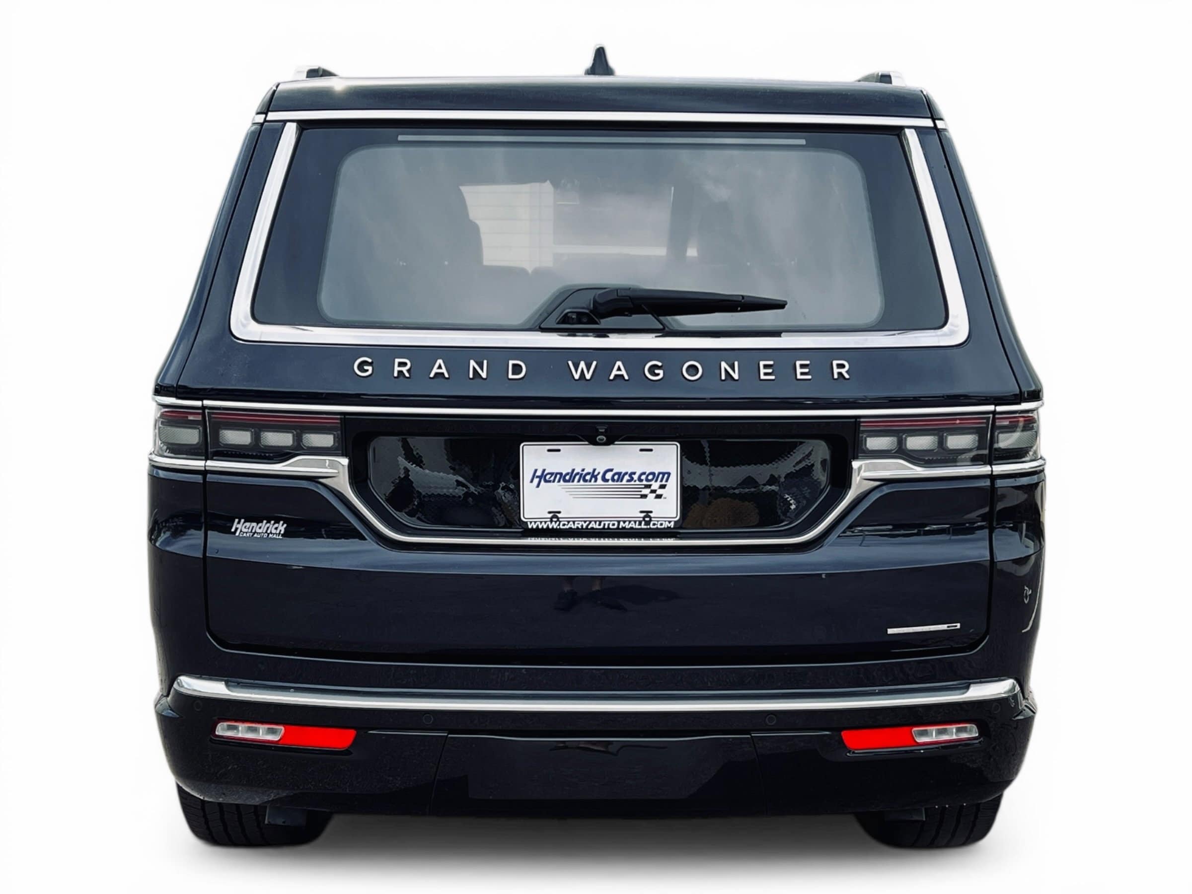 2024 Jeep Grand Wagoneer Series III photo 3