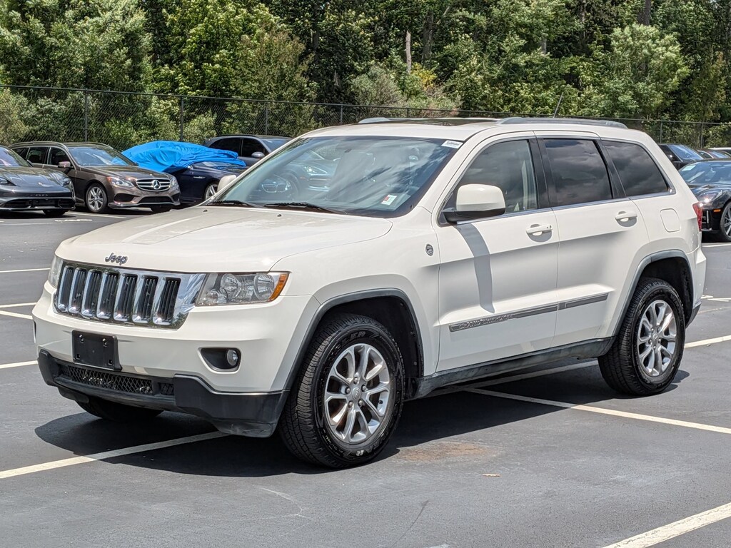 Used 2011 Jeep Grand Cherokee Laredo SUV