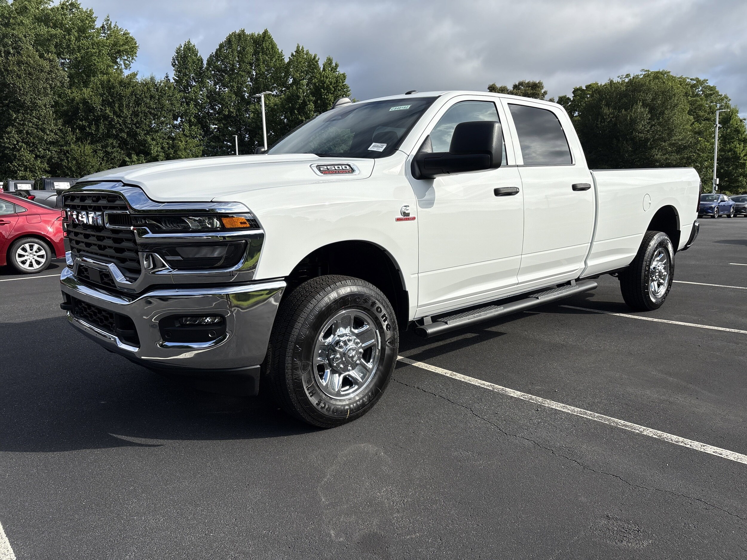 2025 Ram 2500 Tradesman photo 3
