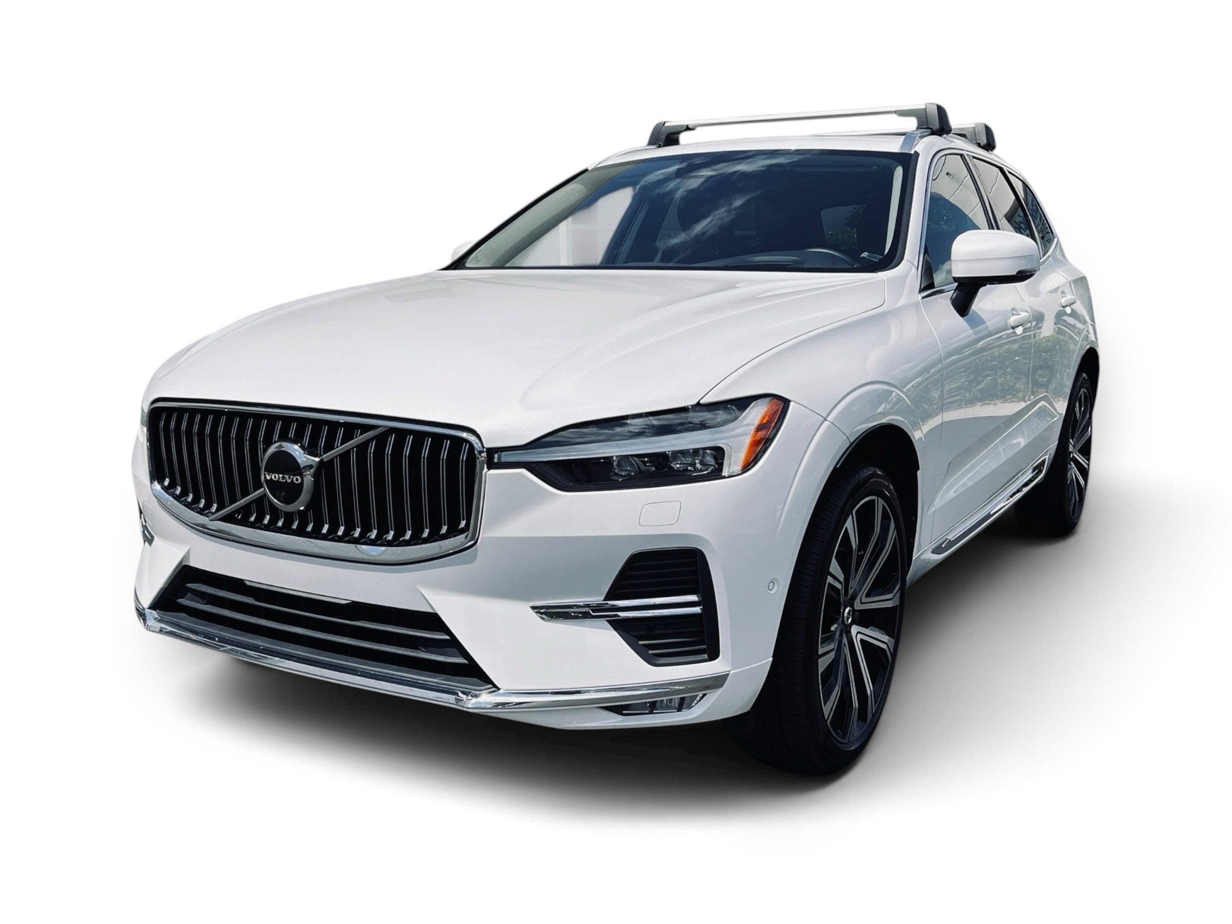 2023 Volvo XC60 Ultimate Bright Theme