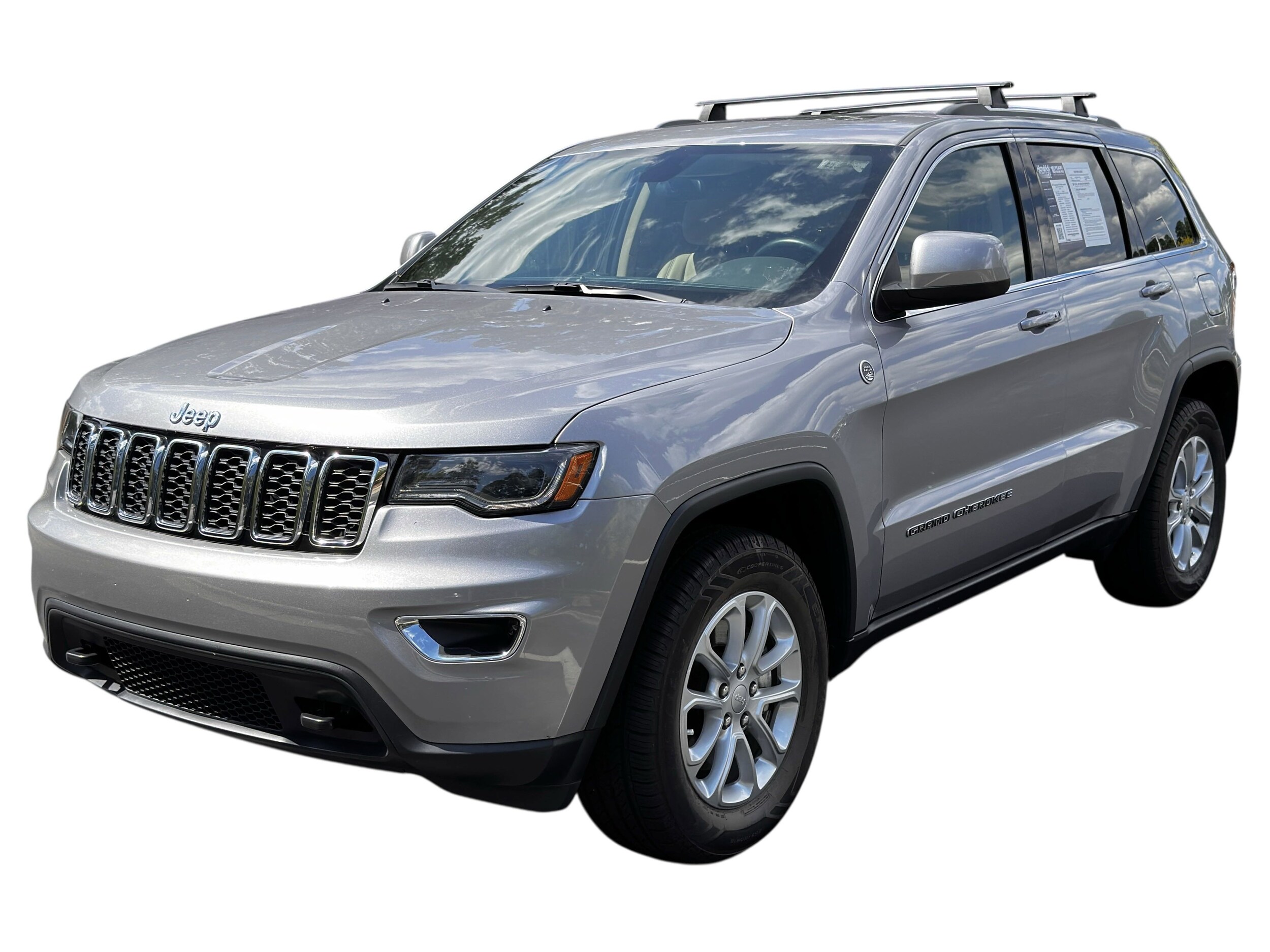 2021 Jeep Grand Cherokee Laredo E photo 3