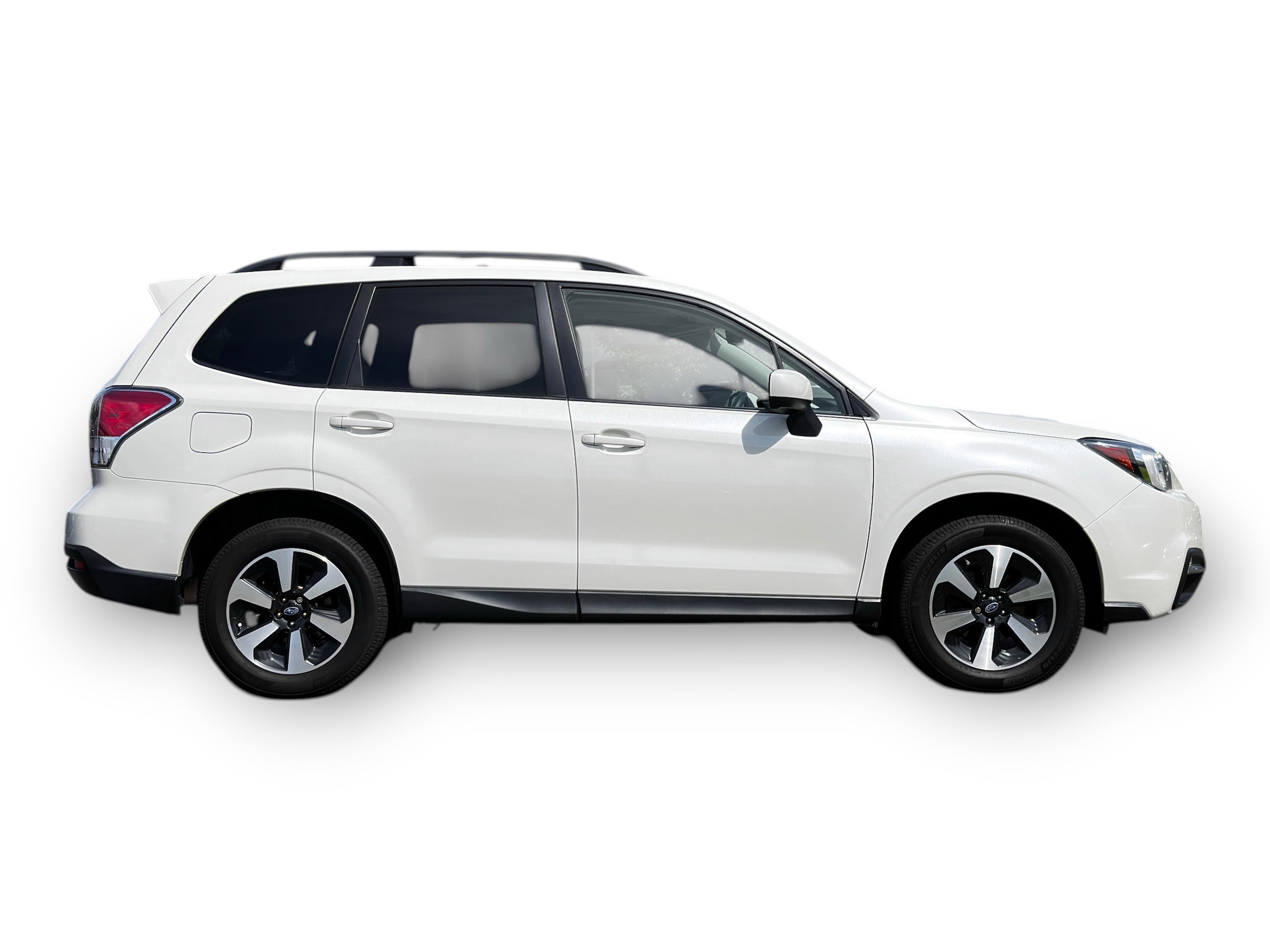 2018 Subaru Forester Premium photo 3