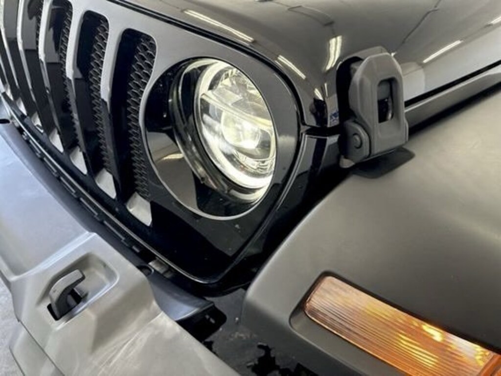 Used 2022 Jeep Wrangler Unlimited Willys Convertible