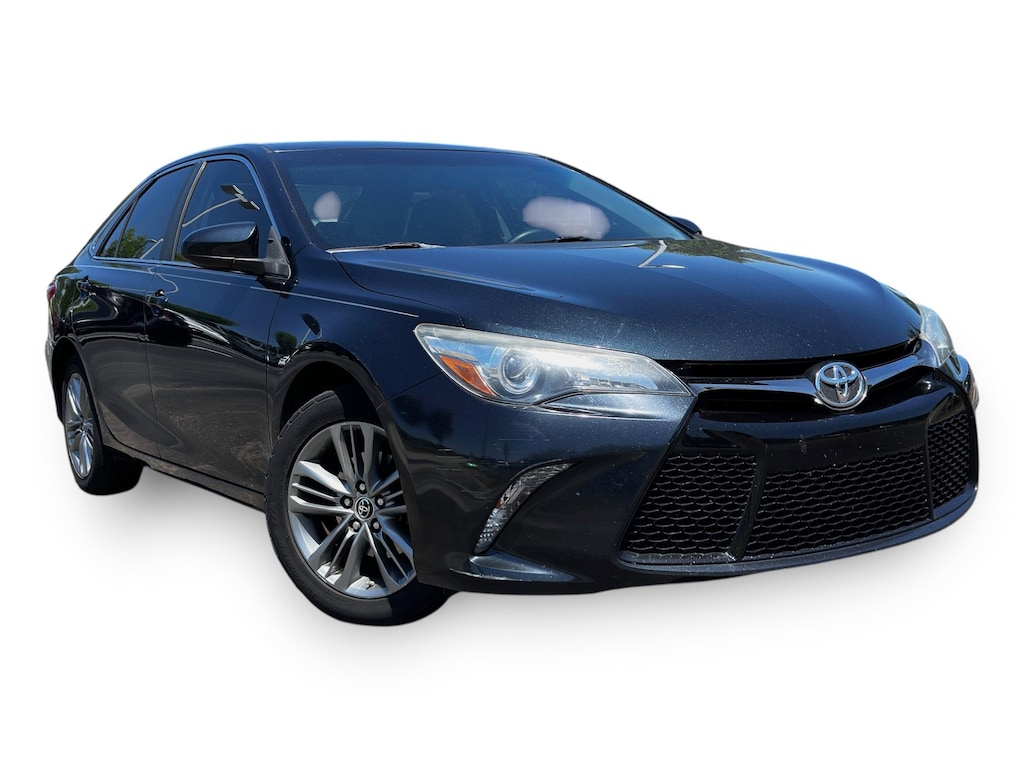 Used 2015 Toyota Camry LE Sedan