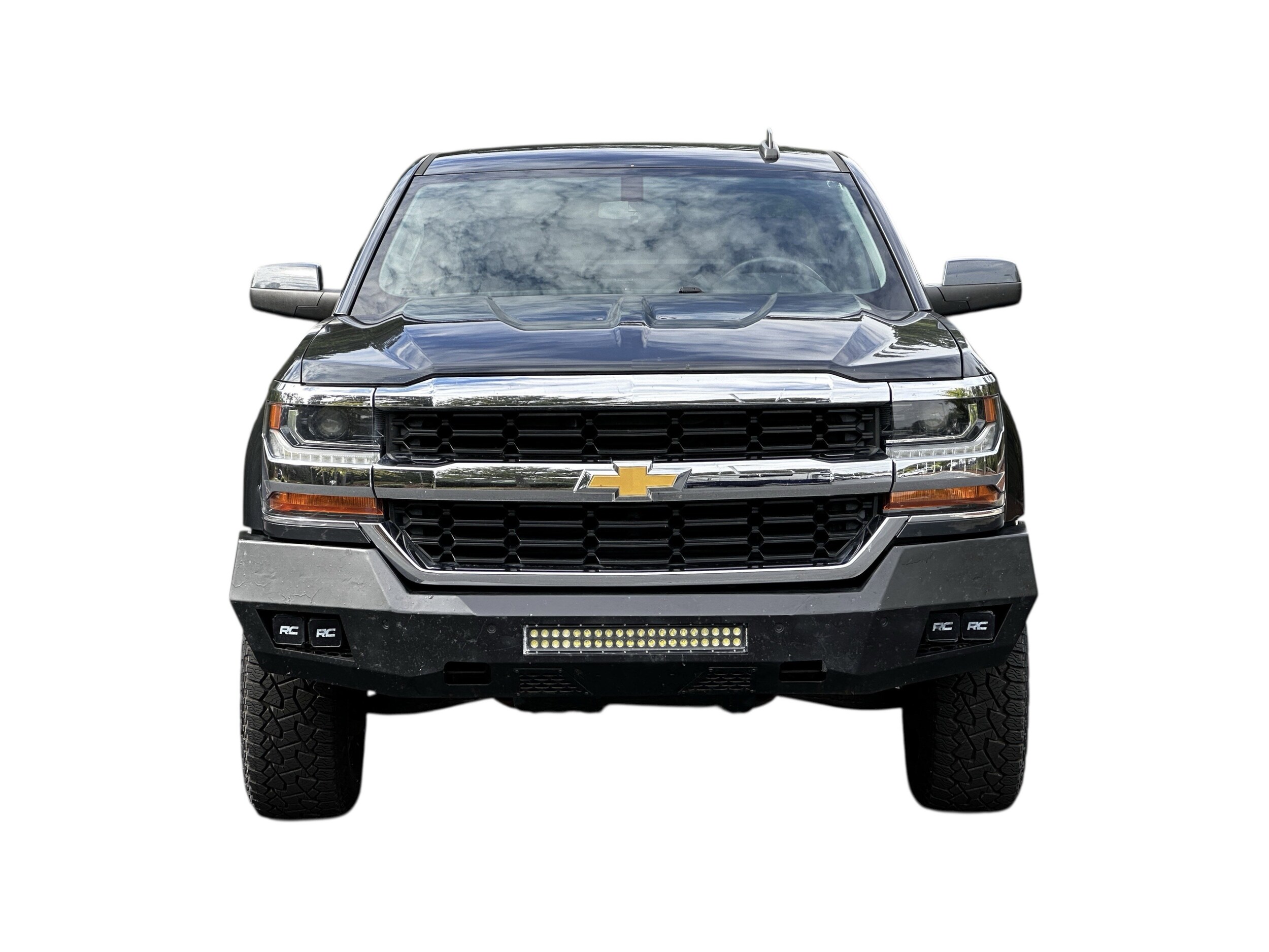 2018 Chevrolet Silverado 1500 LT photo 2