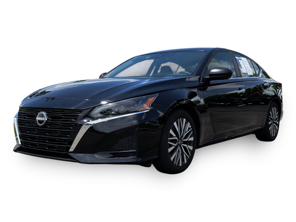 Used 2025 Nissan Altima SV Sedan