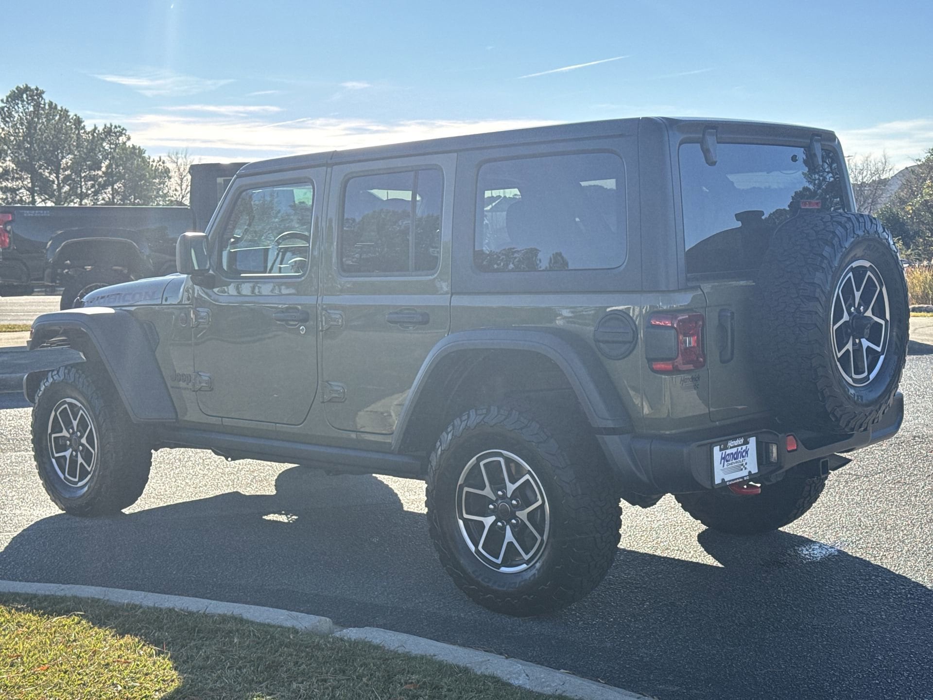 2025 Jeep Wrangler Rubicon photo 3