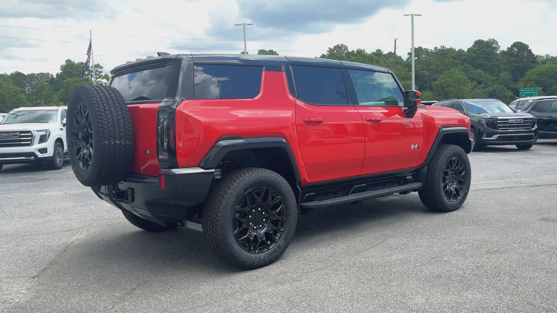 GMC Hummer EV SUV 2X