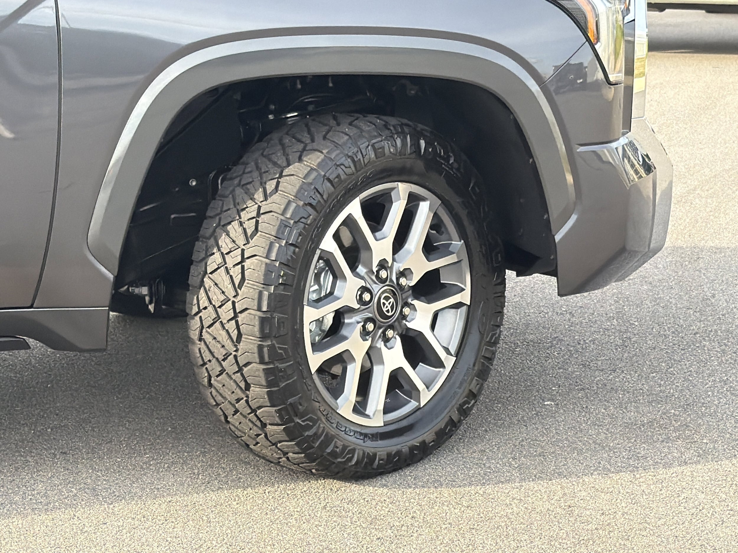 2026 Toyota Tundra 4WD 1794 Edition photo 3