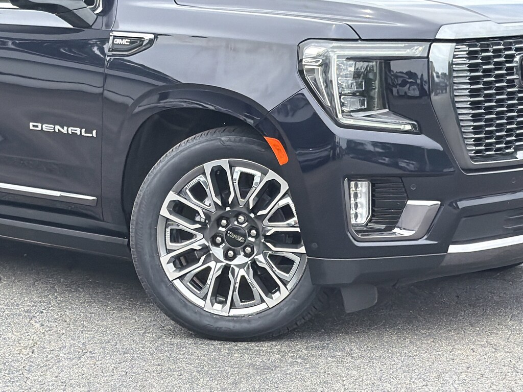 Used 2024 GMC Yukon XL Denali Ultimate SUV