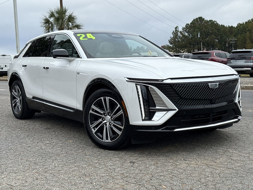 Used 2024 CADILLAC Lyriq Luxury SUV