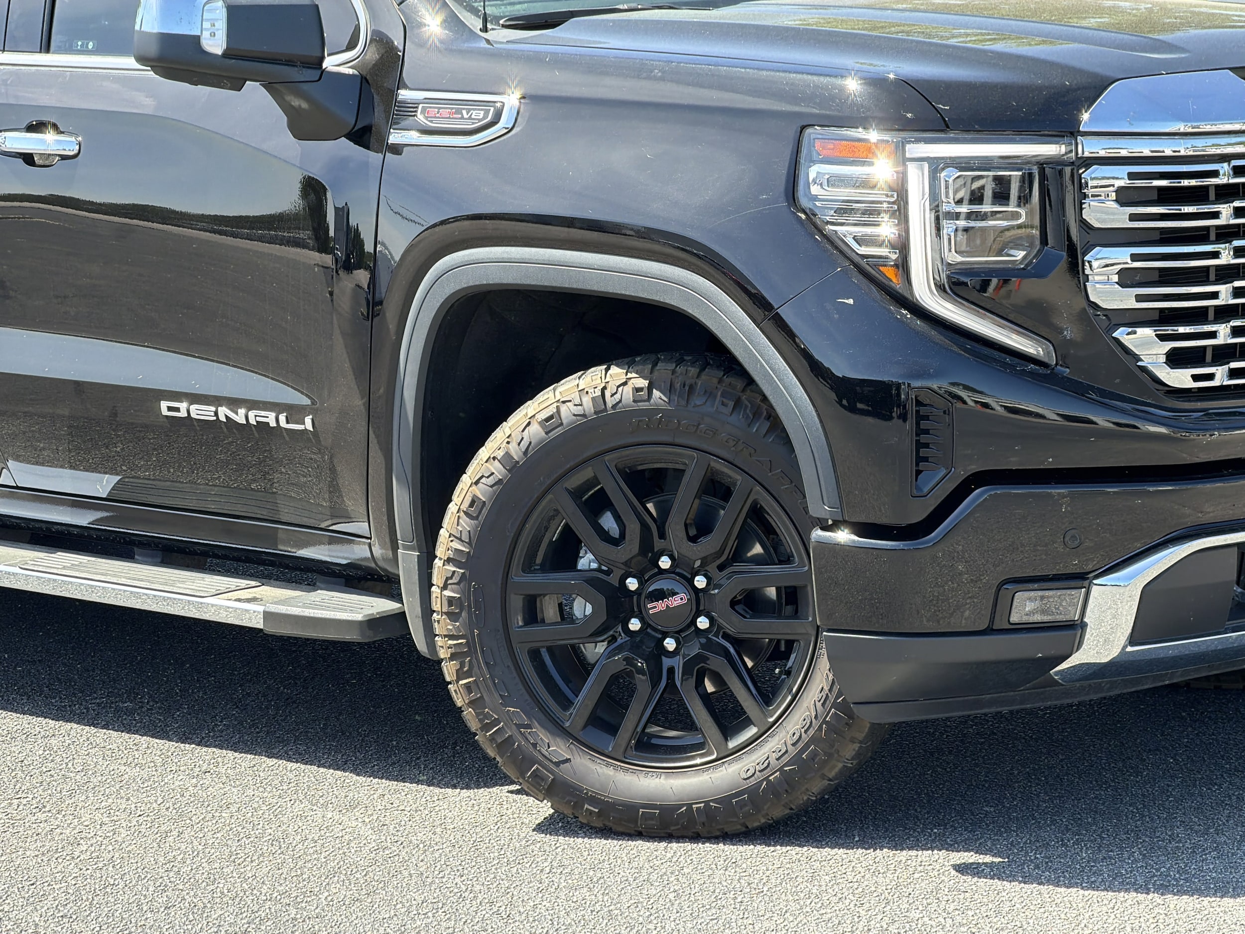 2024 GMC Sierra 1500 Denali photo 3