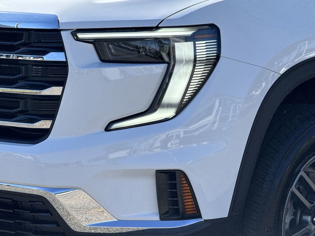 Used 2025 GMC Acadia FWD Elevation SUV