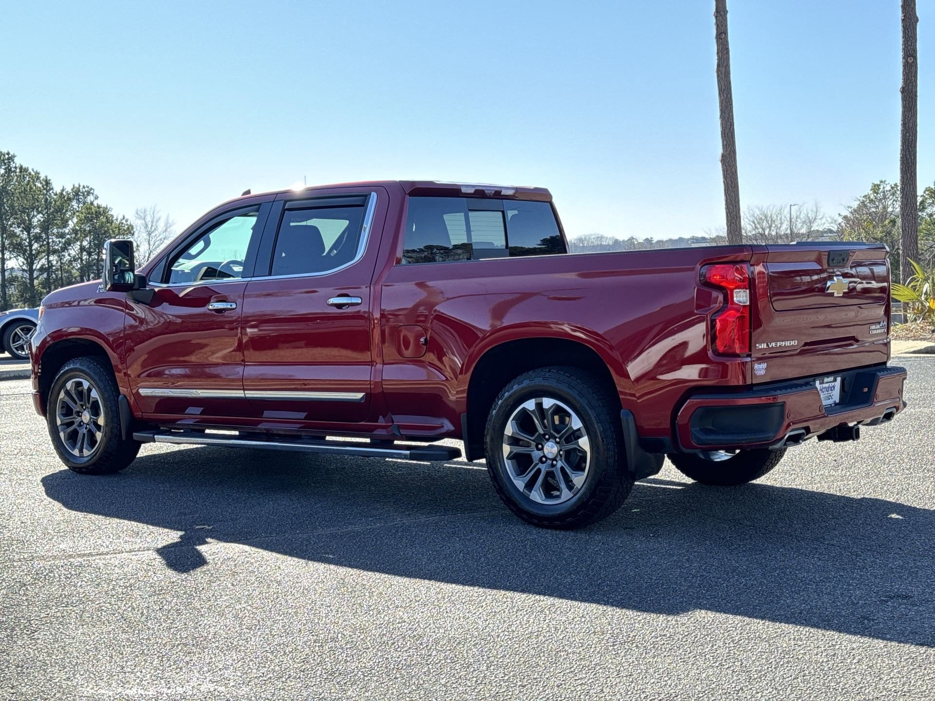 2023 Chevrolet Silverado 1500 High Country photo 6