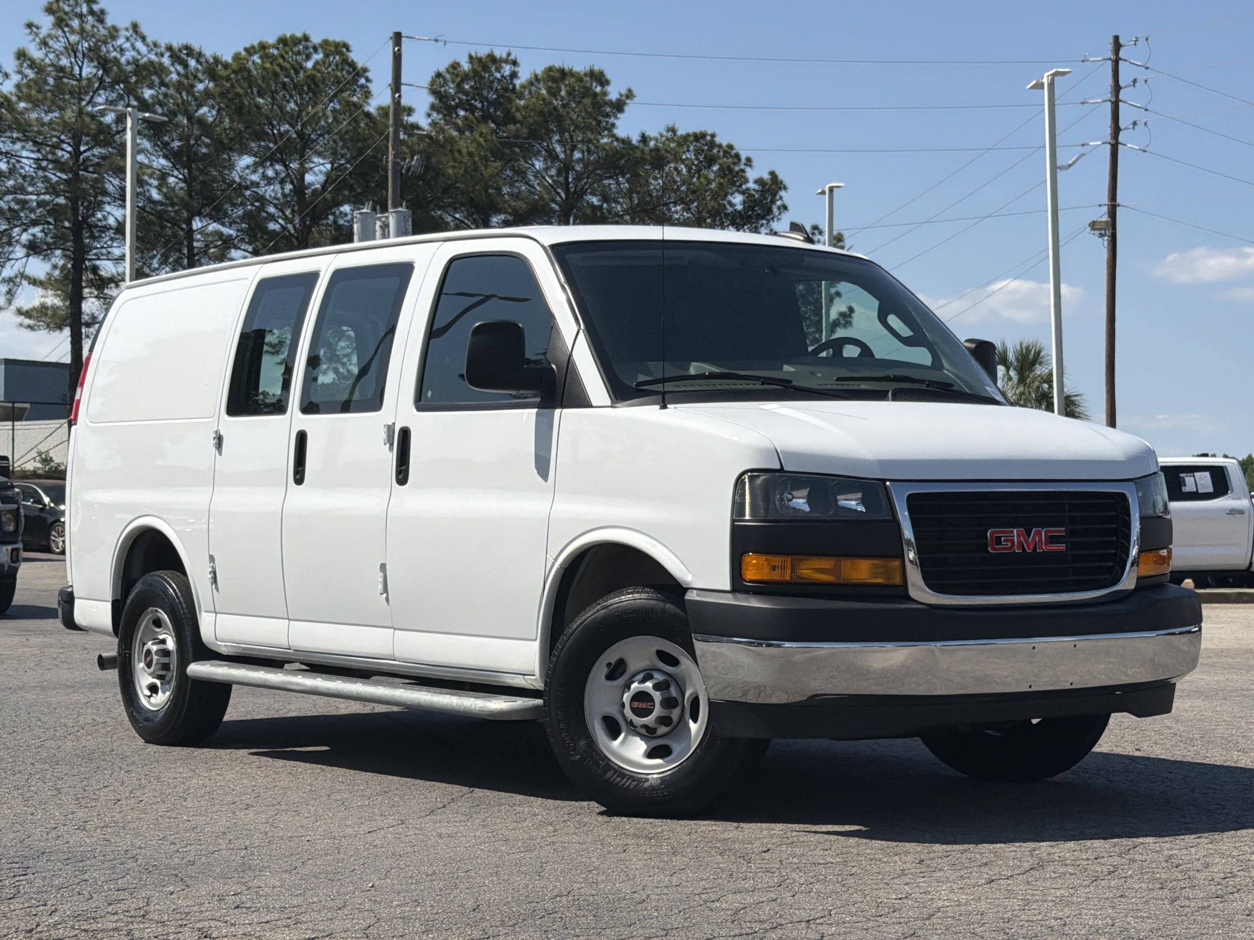 2024 GMC Savana Cargo Van photo 2