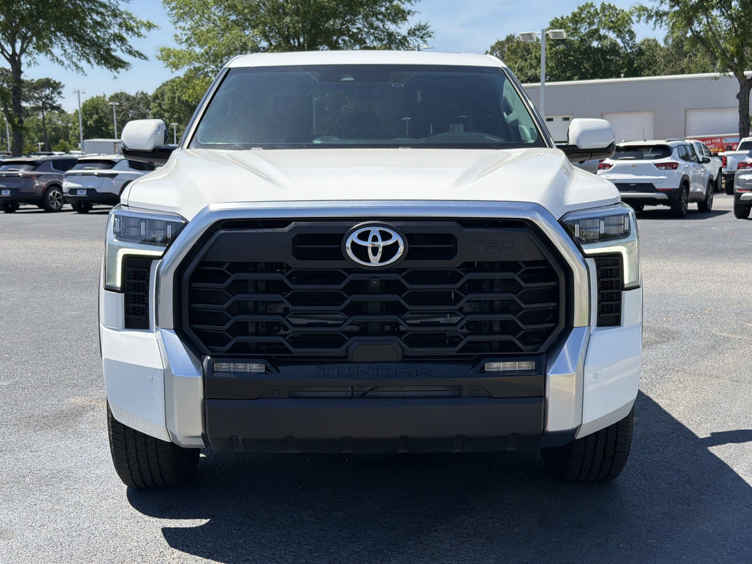 2023 Toyota Tundra 4WD Limited photo 5