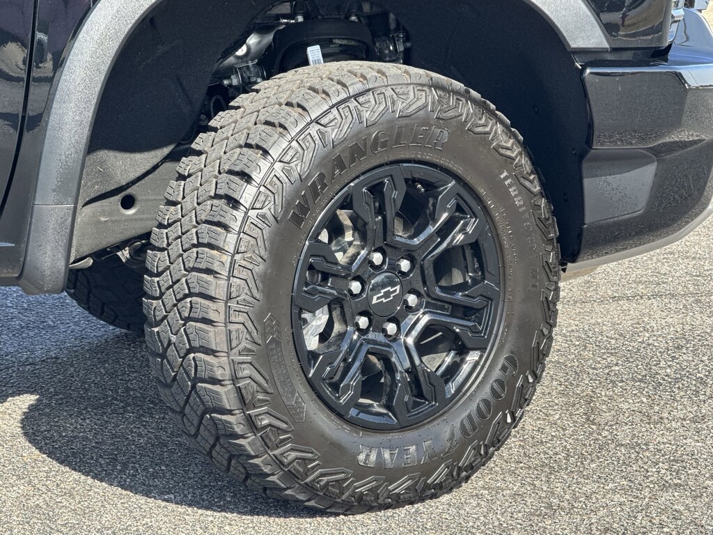Used 2026 Chevrolet Silverado 1500 ZR2 Pickup
